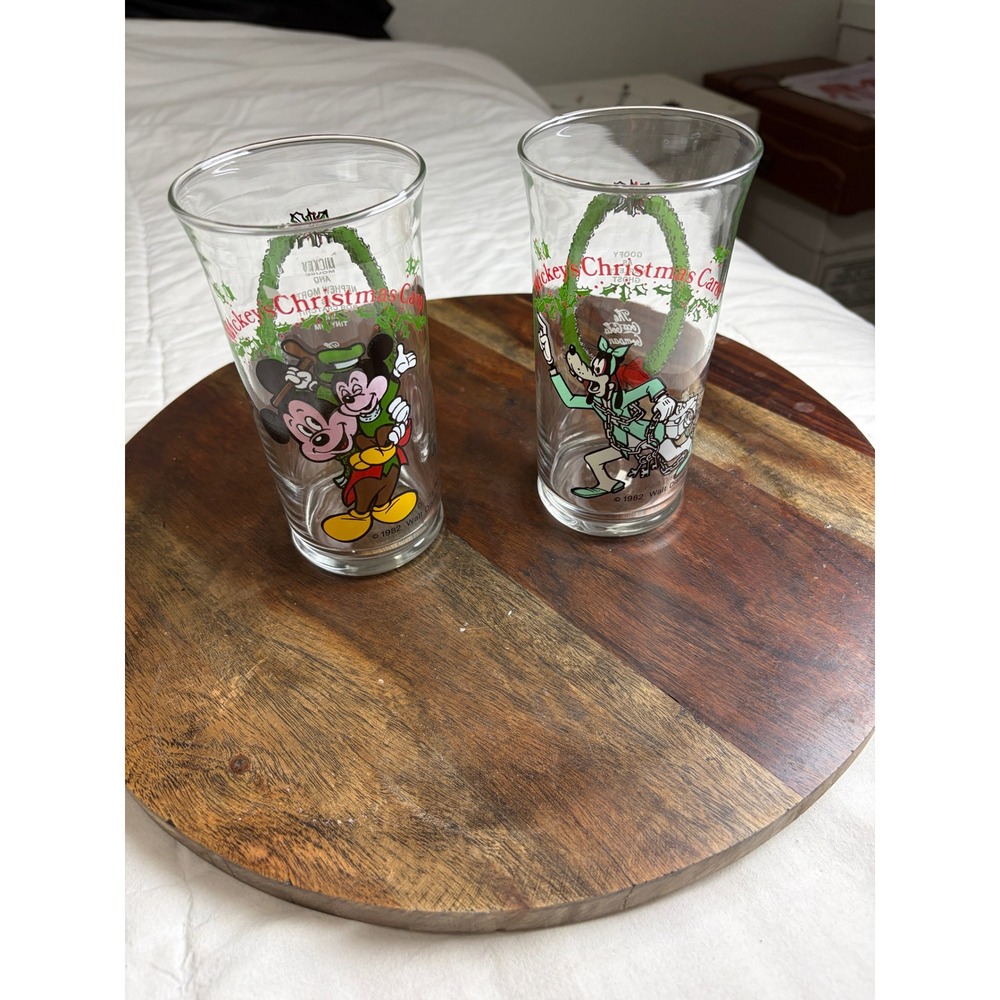 Vintage 1982 Disney Mickey's Christmas Carol Coca-Cola Glasses Set of 2 Holiday